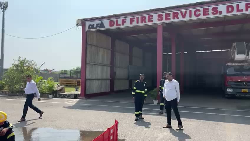 NOAQ® BOXWALL™ field demonstration at fire services